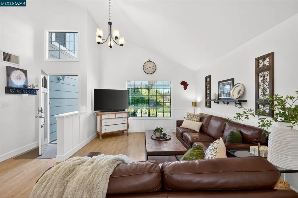 2202 Boulder Creek Court Martinez CA 94553