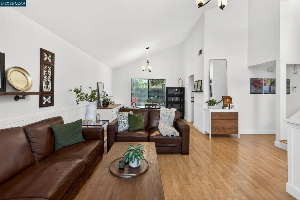 2202 Boulder Creek Court Martinez CA 94553