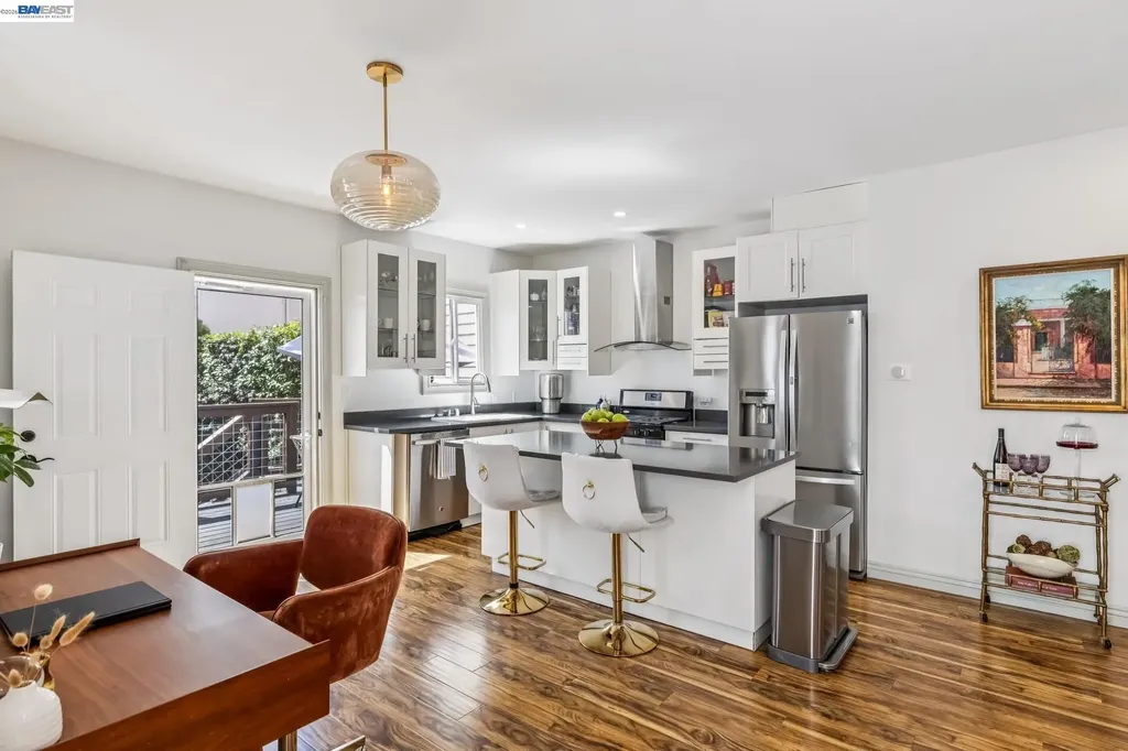1806 8th Avenue Oakland CA 94606