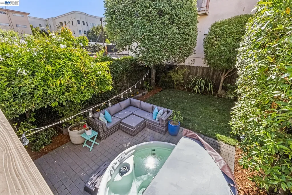 1806 8th Avenue Oakland CA 94606