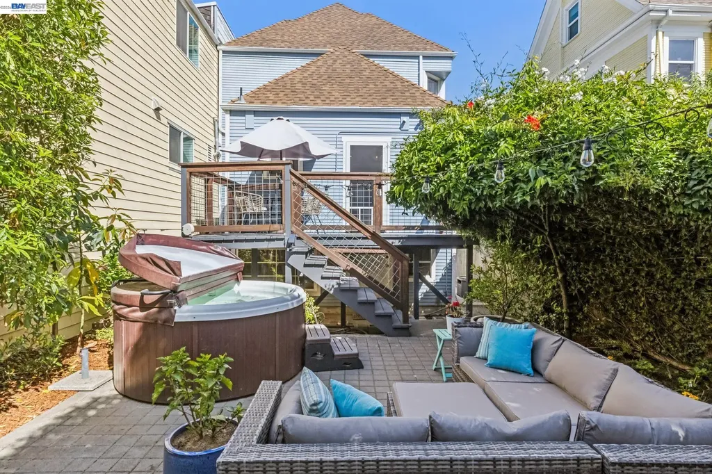 1806 8th Avenue Oakland CA 94606
