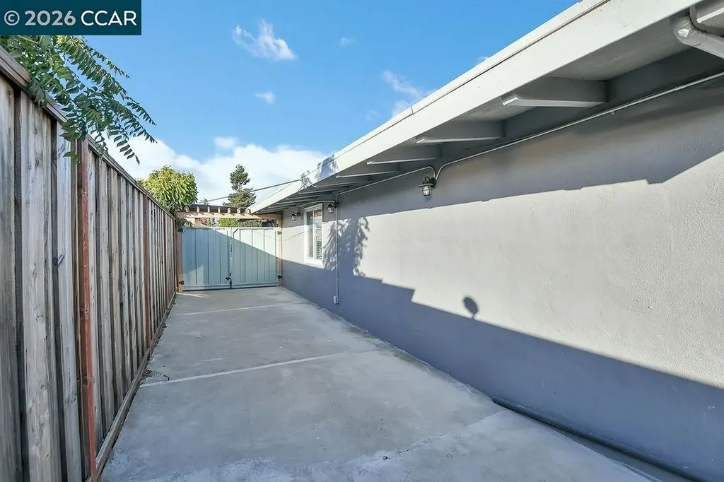26827 Peterman Avenue Hayward CA 94545