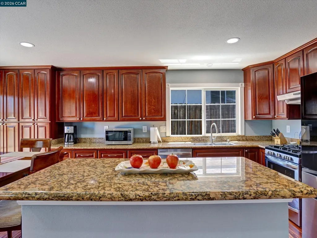 2161 Jacqueline Drive Pittsburg CA 94565