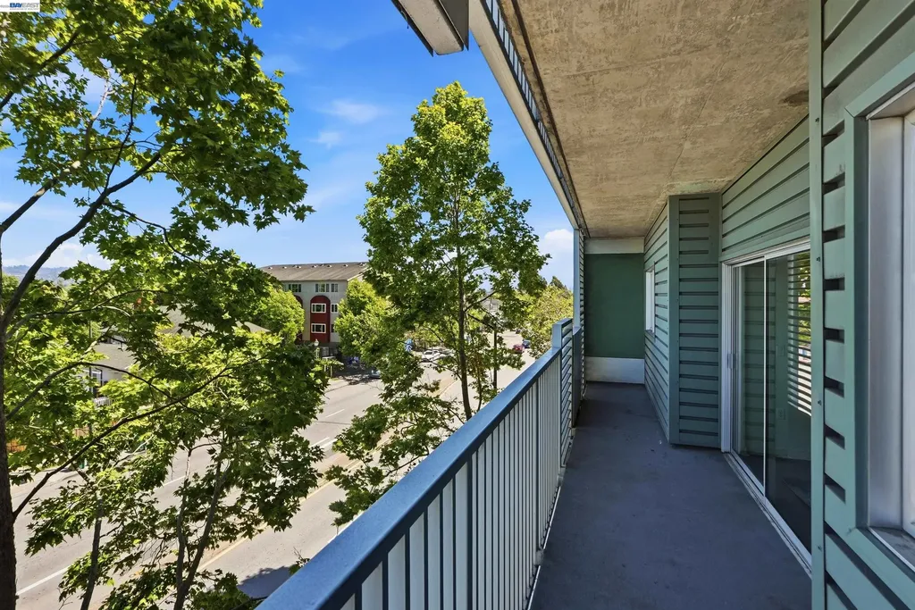 6465 San Pablo Avenue Oakland CA 94608