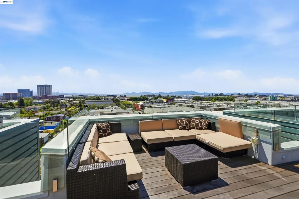6465 San Pablo Avenue Oakland CA 94608