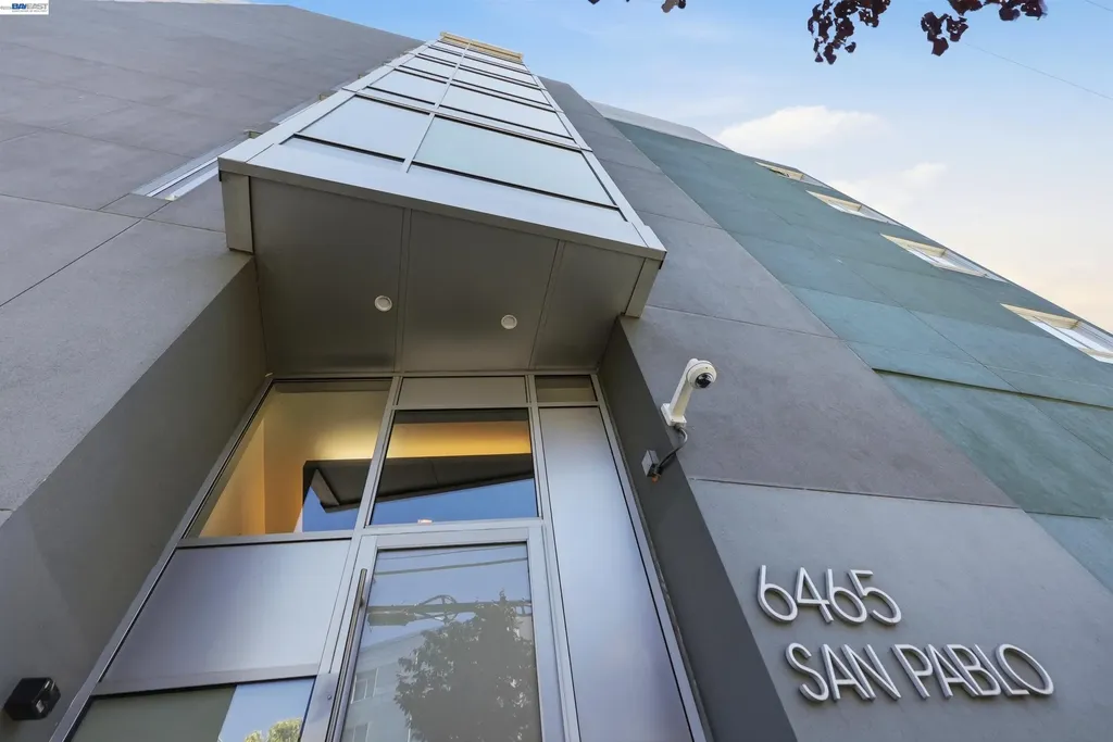 6465 San Pablo Avenue Oakland CA 94608