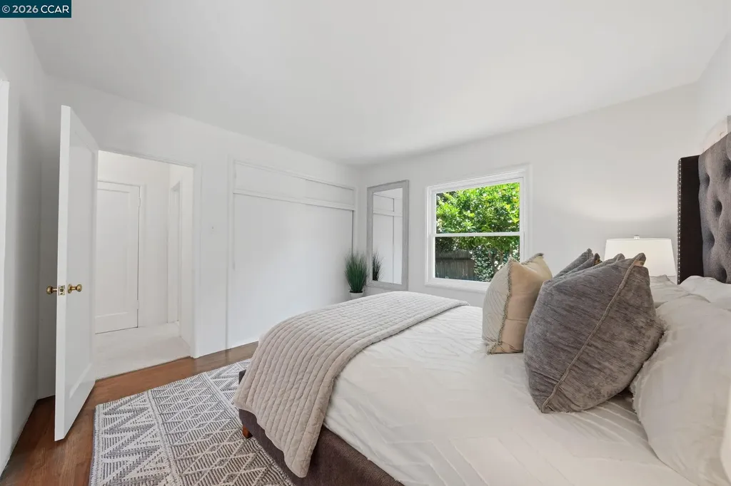 848 Talbart Street Martinez CA 94553