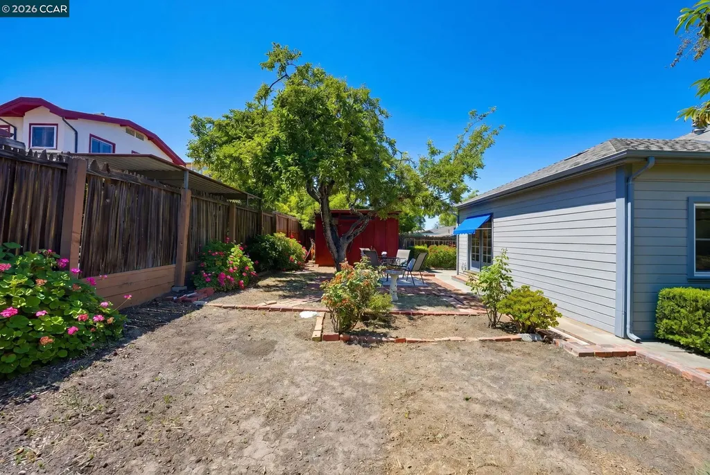 848 Talbart Street Martinez CA 94553