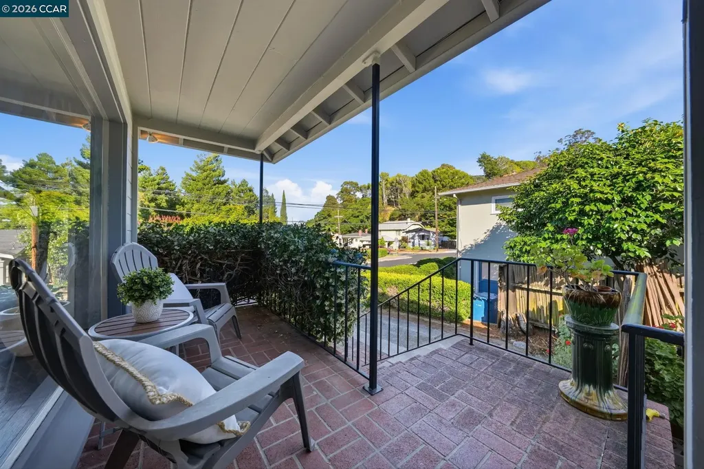 848 Talbart Street Martinez CA 94553