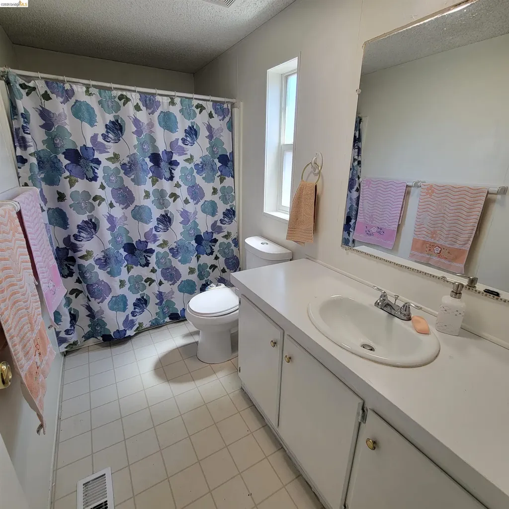 55 Pacifica Avenue Bay Point CA 94565