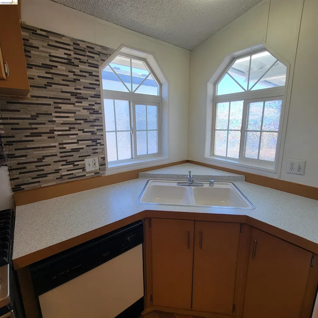 55 Pacifica Avenue Bay Point CA 94565