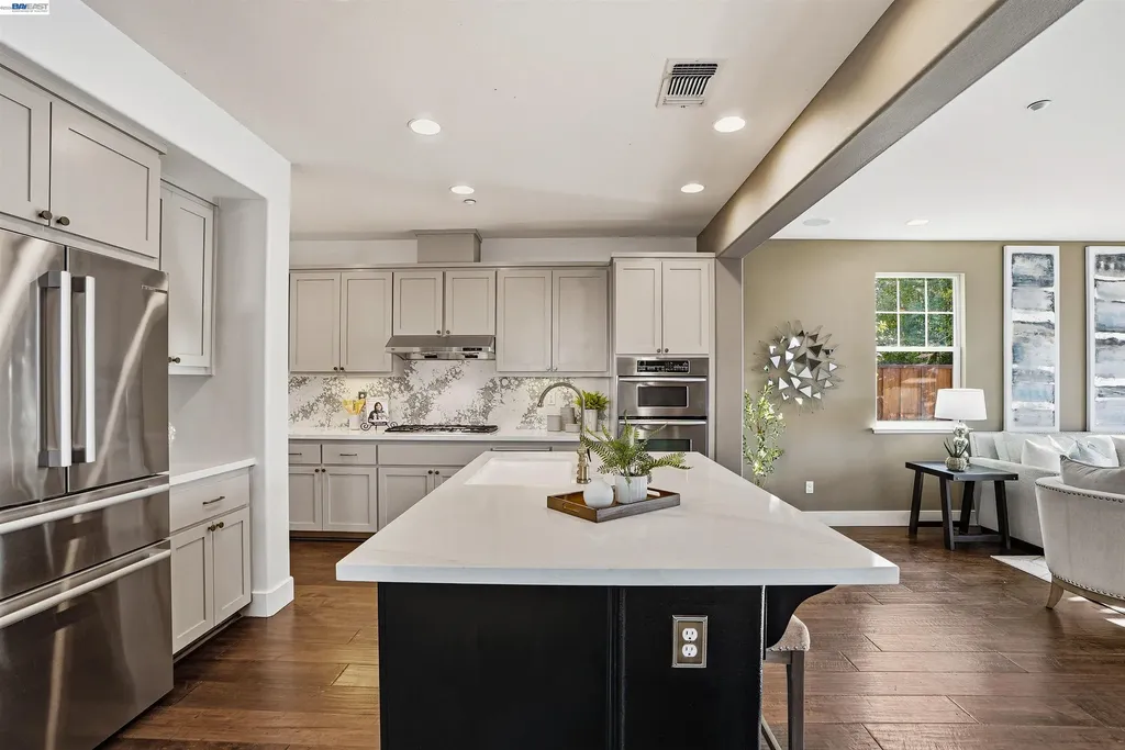2785 Decker Lane Livermore CA 94550