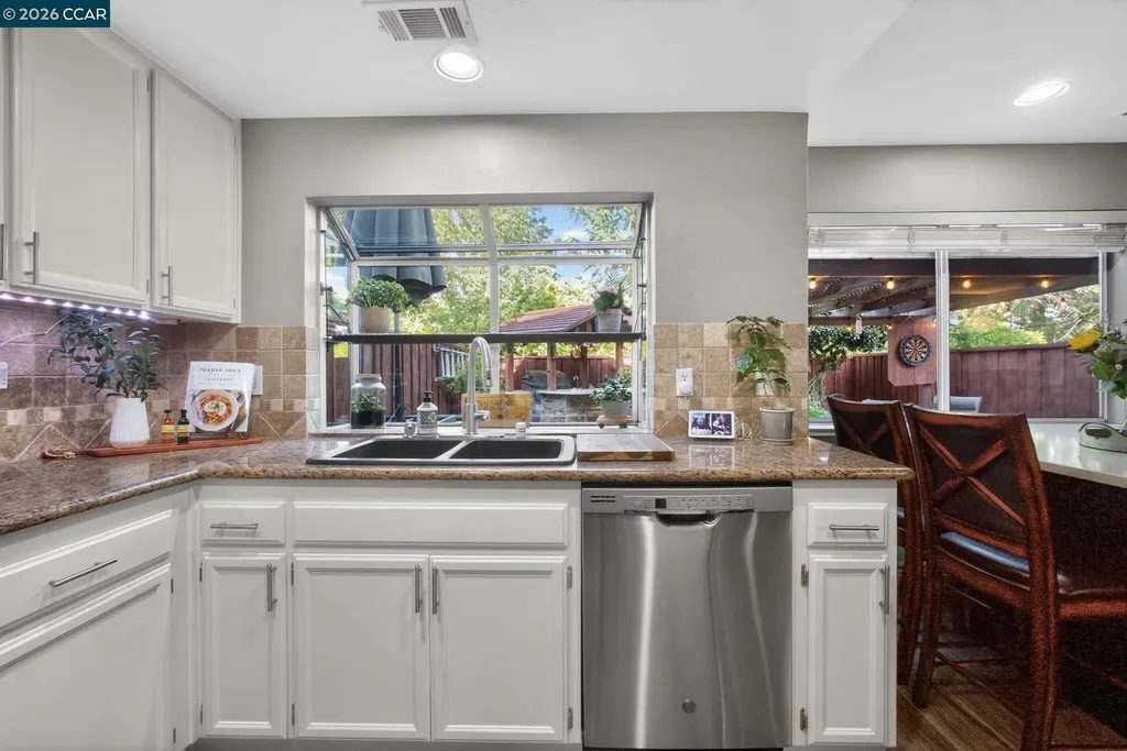 3983 Inverness Common Livermore CA 94551