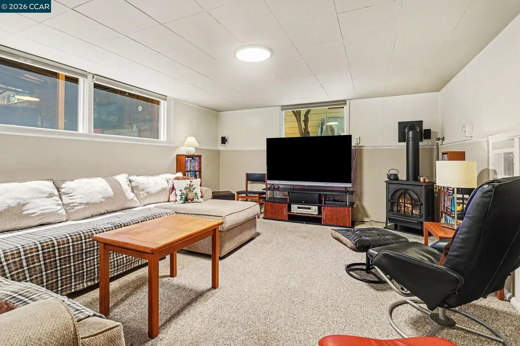 1940 Pine Street Martinez CA 94553