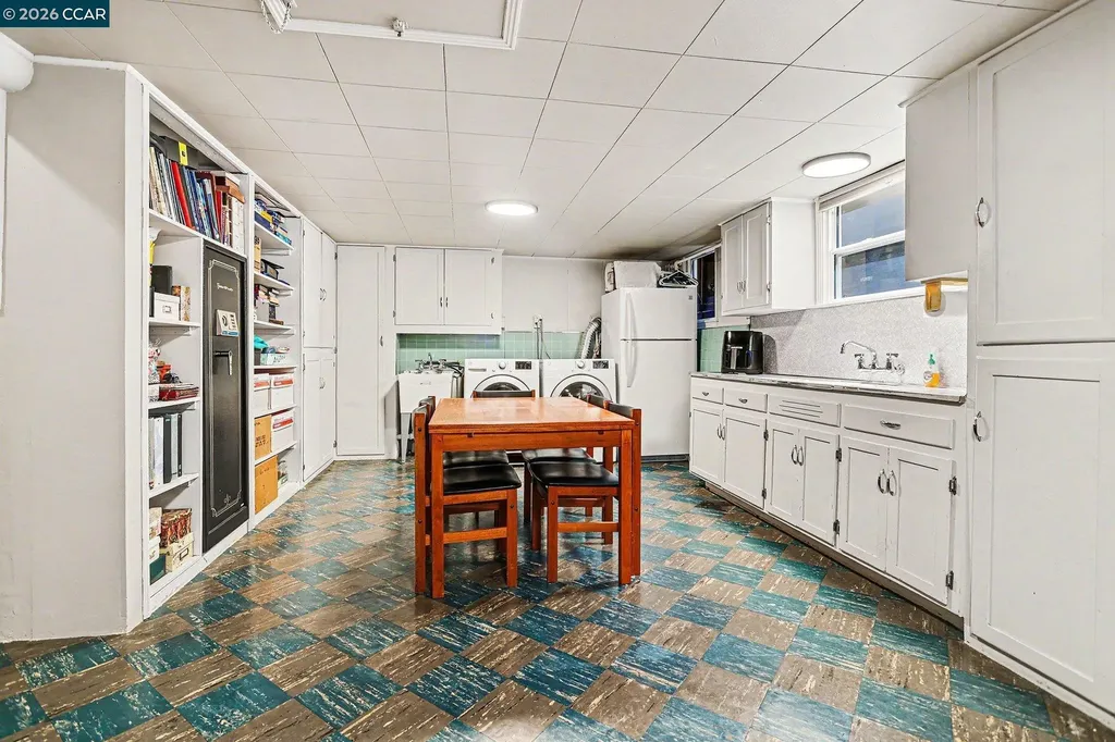 1940 Pine Street Martinez CA 94553