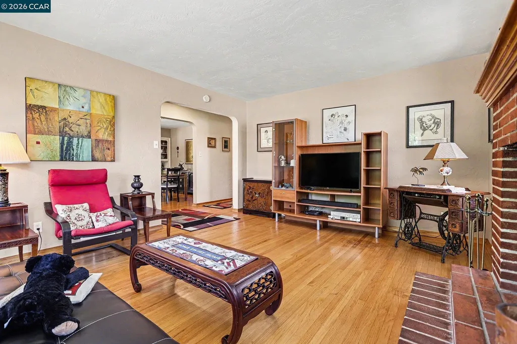 1940 Pine Street Martinez CA 94553
