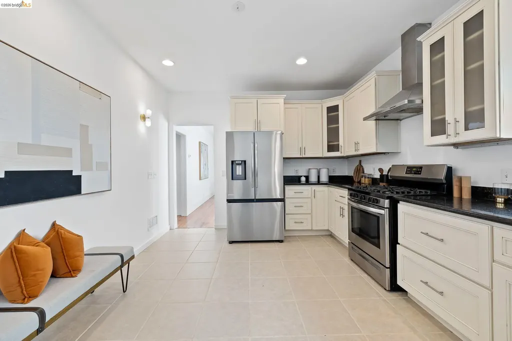 2143 28th Street Oakland CA 94606