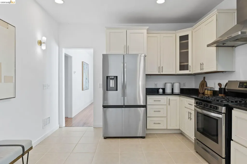 2143 28th Street Oakland CA 94606