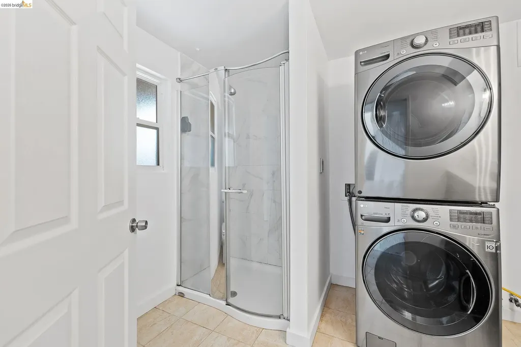 2143 28th Street Oakland CA 94606