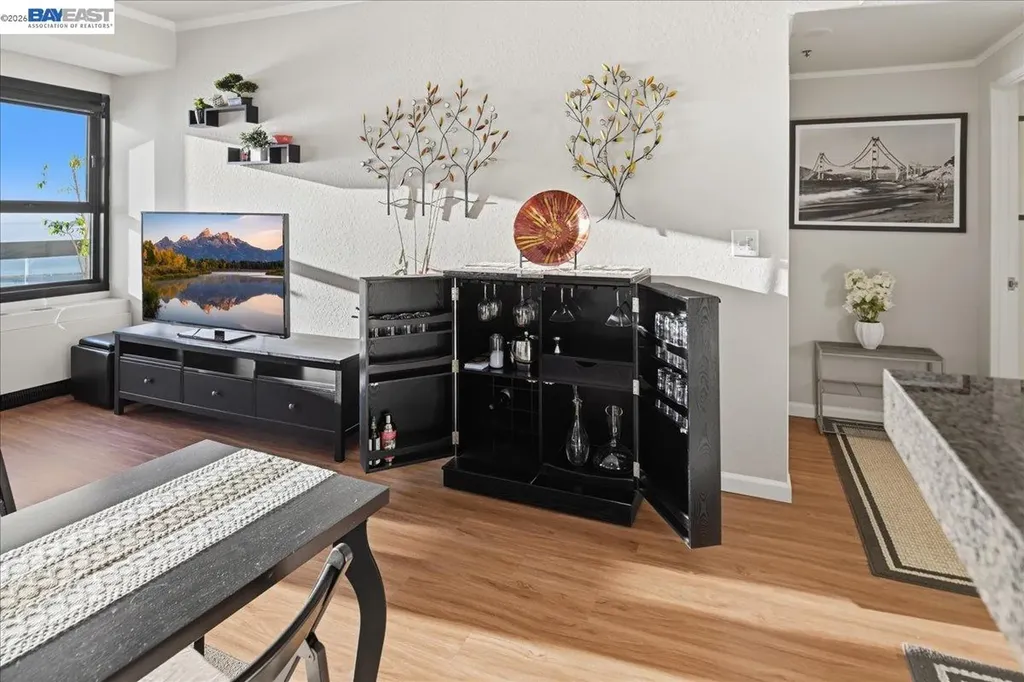 6363 Christie Avenue Emeryville CA 94608