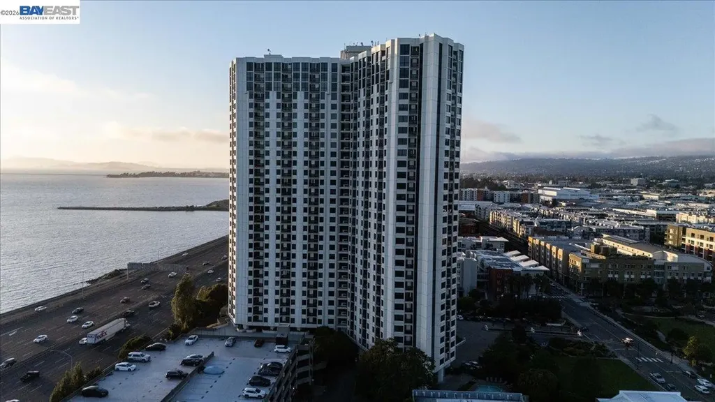 6363 Christie Avenue Emeryville CA 94608
