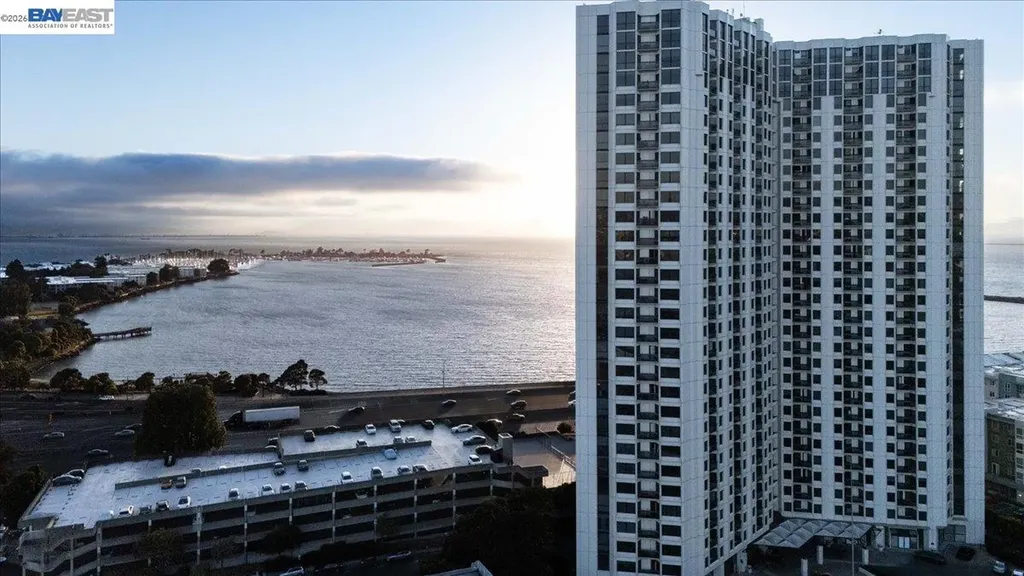 6363 Christie Avenue Emeryville CA 94608