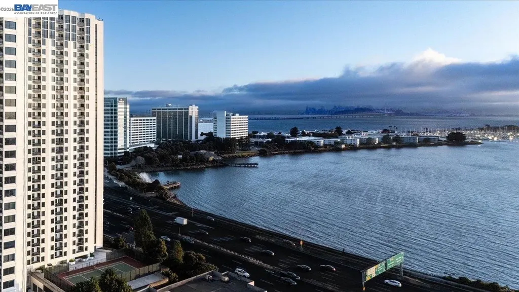 6363 Christie Avenue Emeryville CA 94608