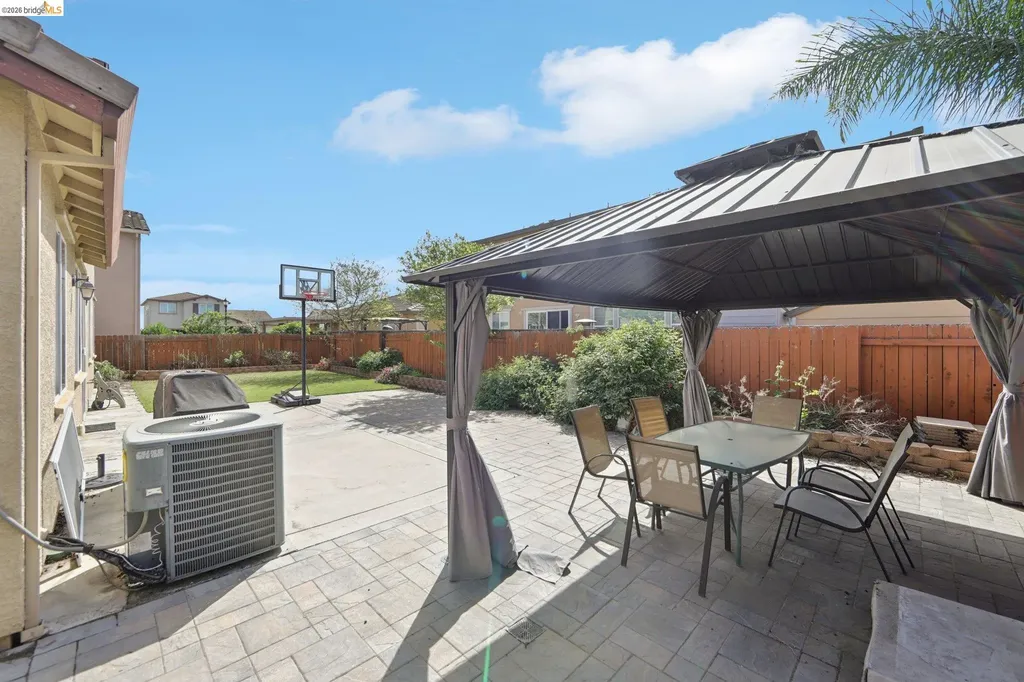 1327 Tuolumne Way Oakley CA 94561