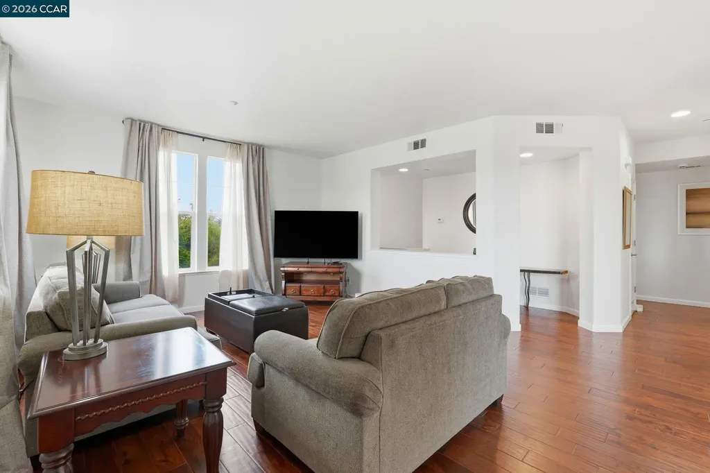 10875 Packard Street Oakland CA 94603