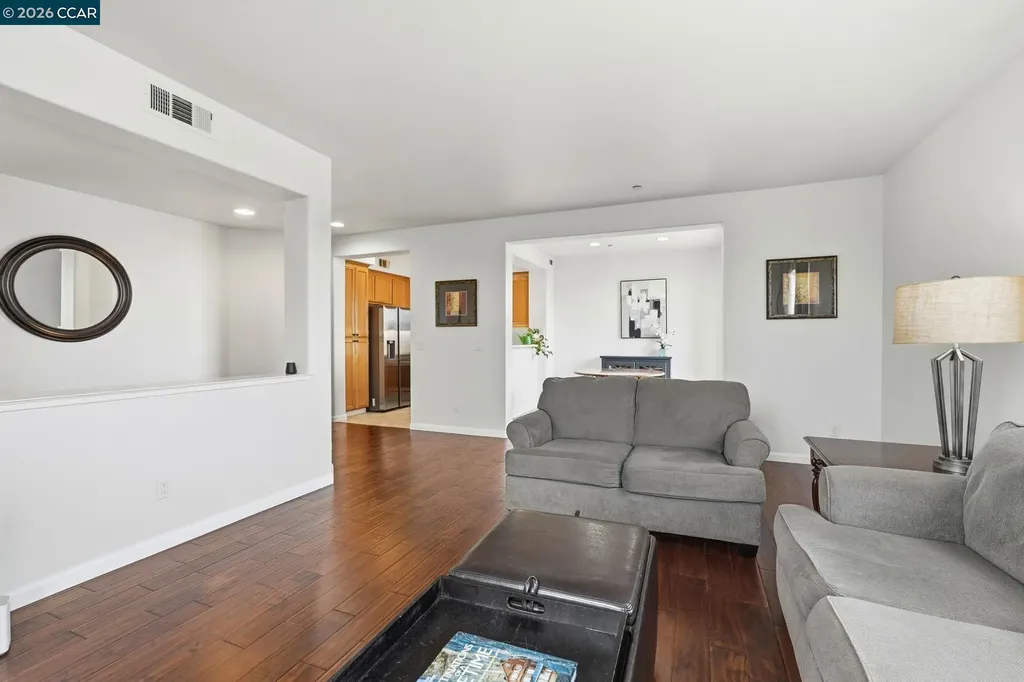 10875 Packard Street Oakland CA 94603