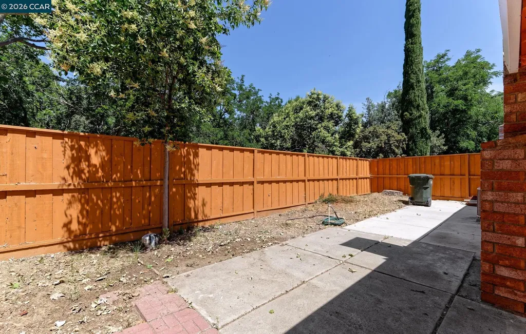 2412 Sequoia Drive Antioch CA 94509