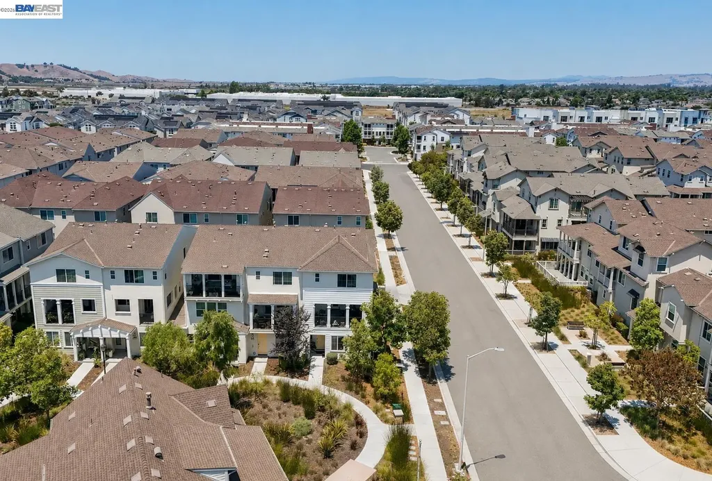 37660 Cape Cod Road Newark CA 94560