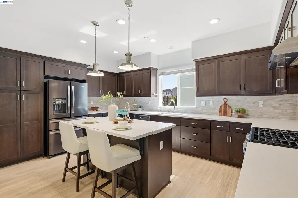 37660 Cape Cod Road Newark CA 94560