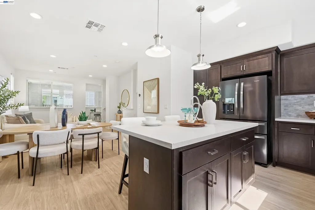 37660 Cape Cod Road Newark CA 94560