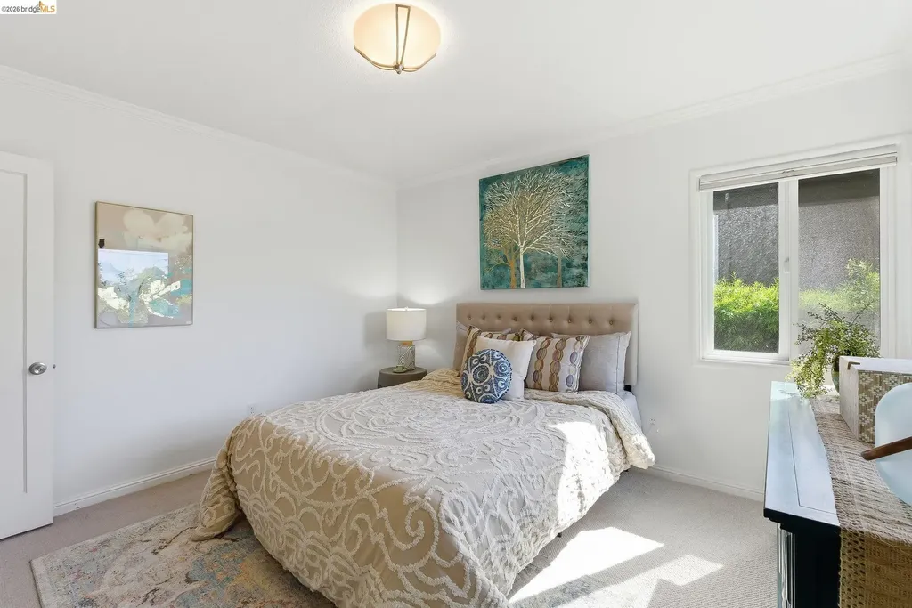 6252 Merced Avenue Oakland CA 94611