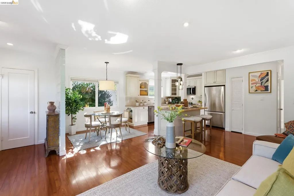 6252 Merced Avenue Oakland CA 94611
