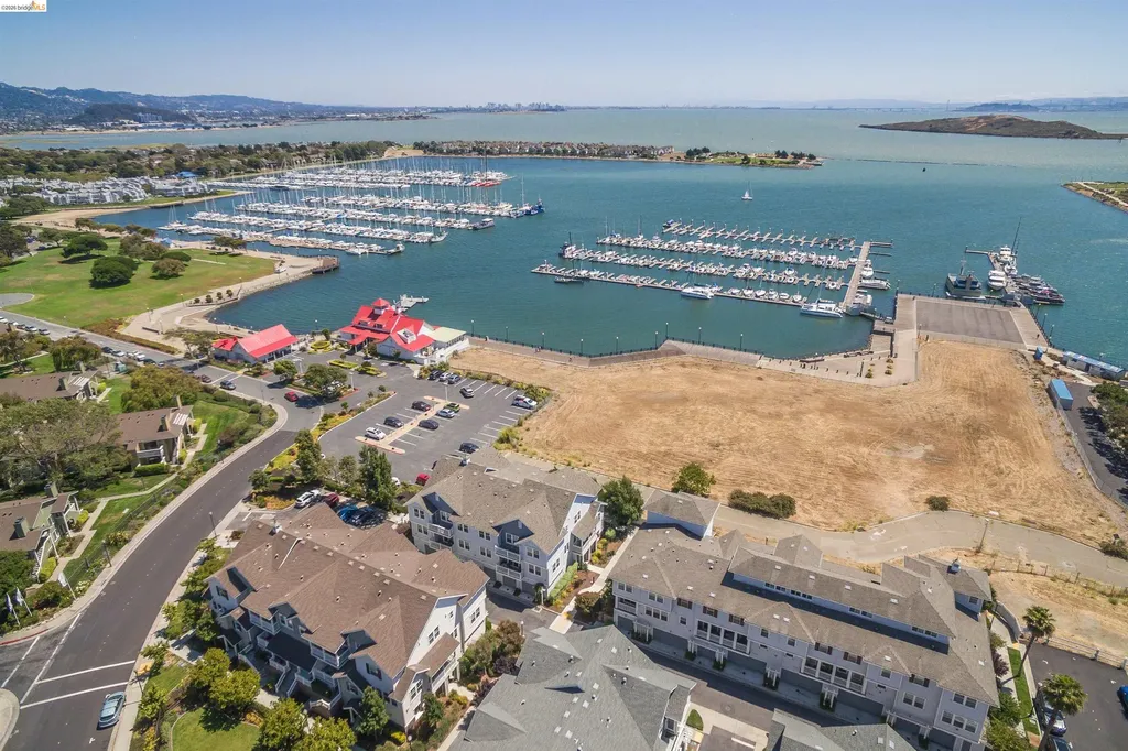 1753 Northshore Drive Richmond CA 94804