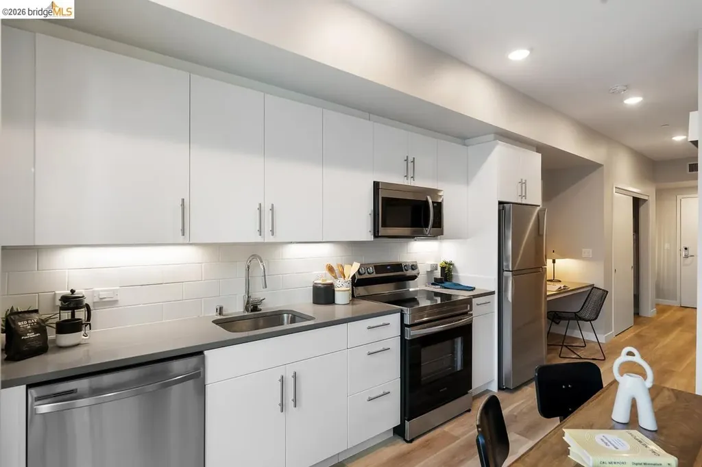260 Brooklyn Basin Way Oakland CA 94606