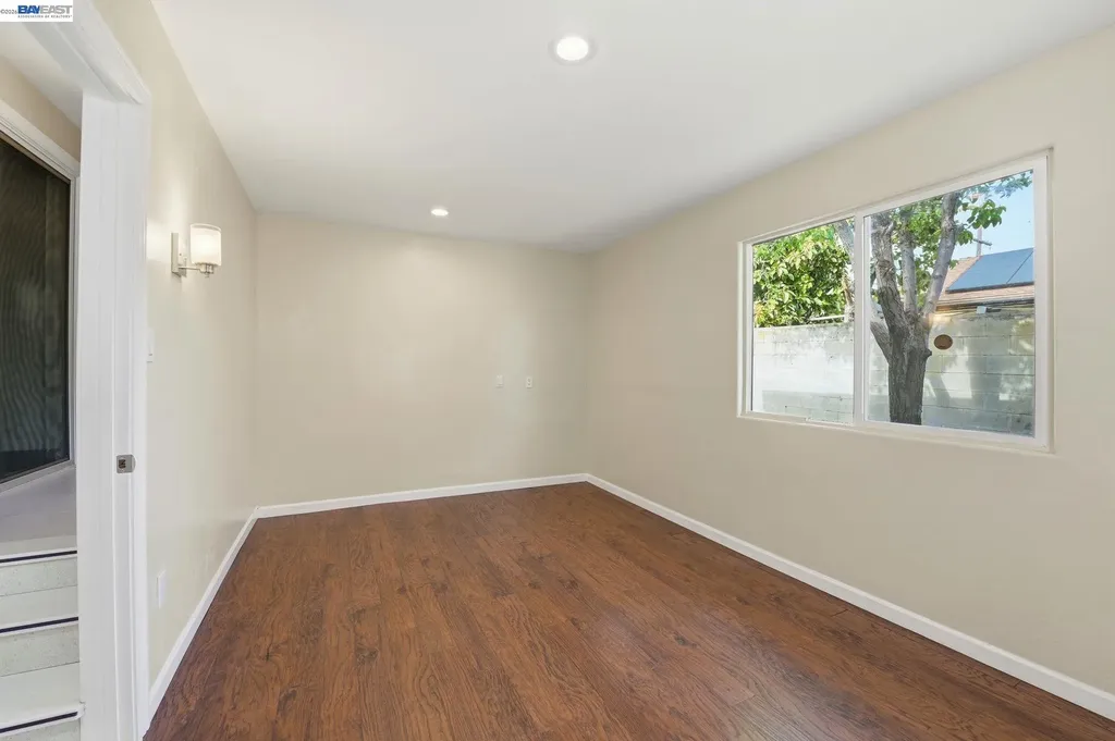 15274 Inverness Street San Leandro CA 94579