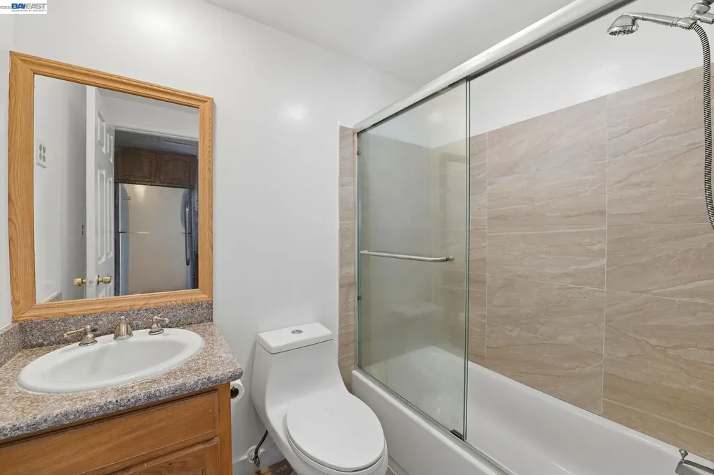 15274 Inverness Street San Leandro CA 94579