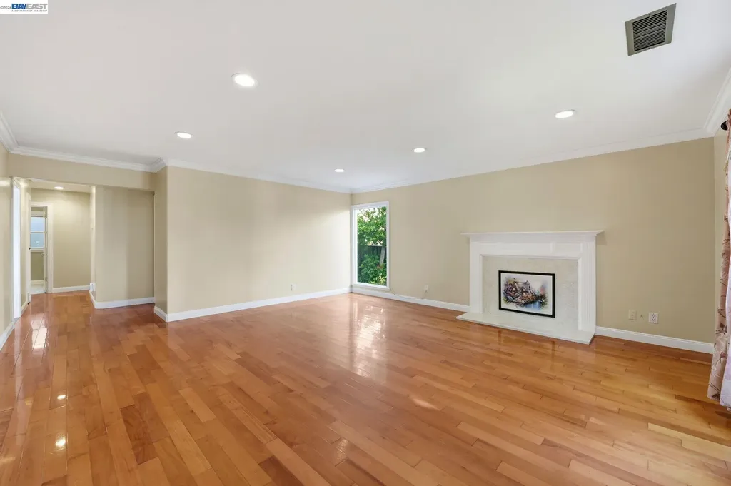 15274 Inverness Street San Leandro CA 94579