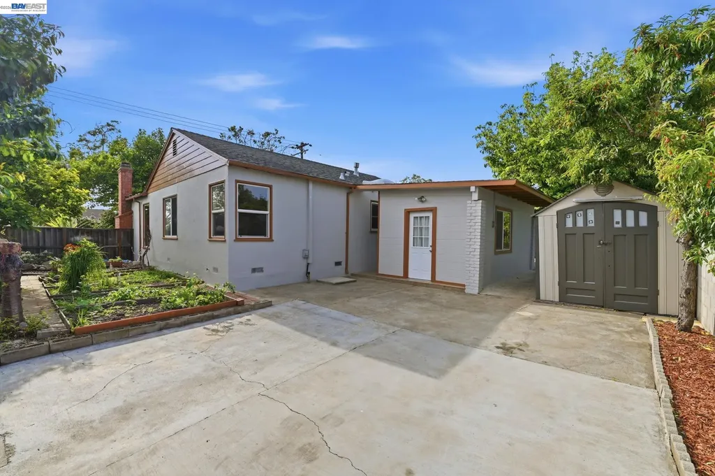 15274 Inverness Street San Leandro CA 94579