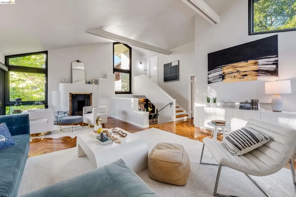 6048 Chelton Drive Oakland CA 94611