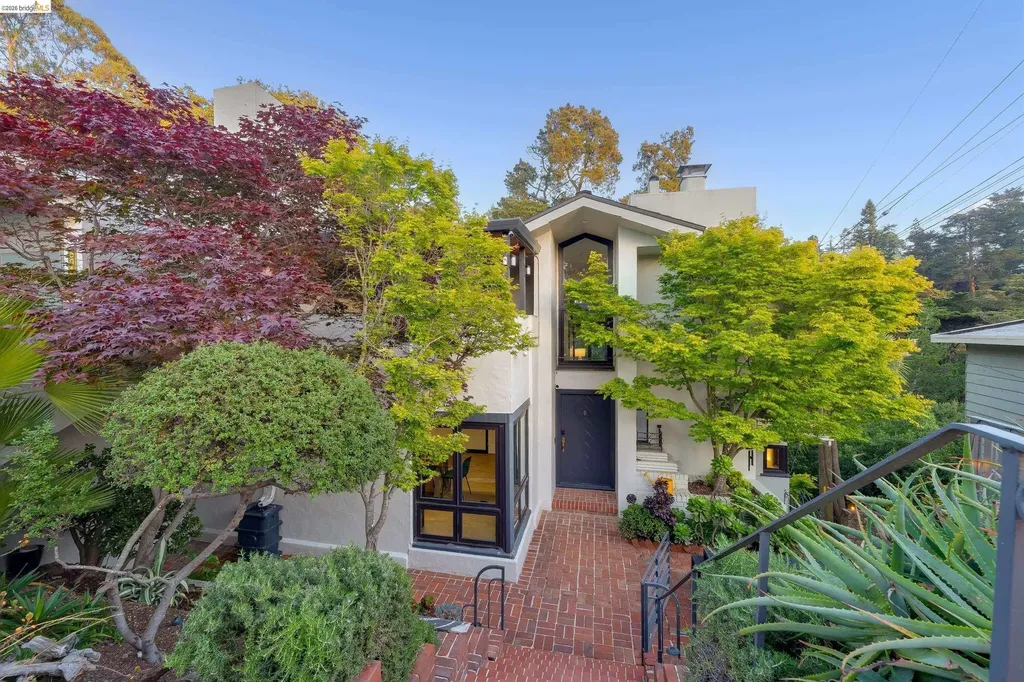 6048 Chelton Drive Oakland CA 94611