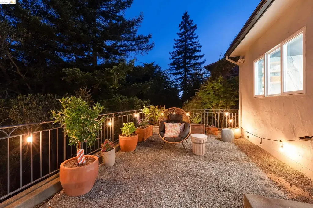 6048 Chelton Drive Oakland CA 94611
