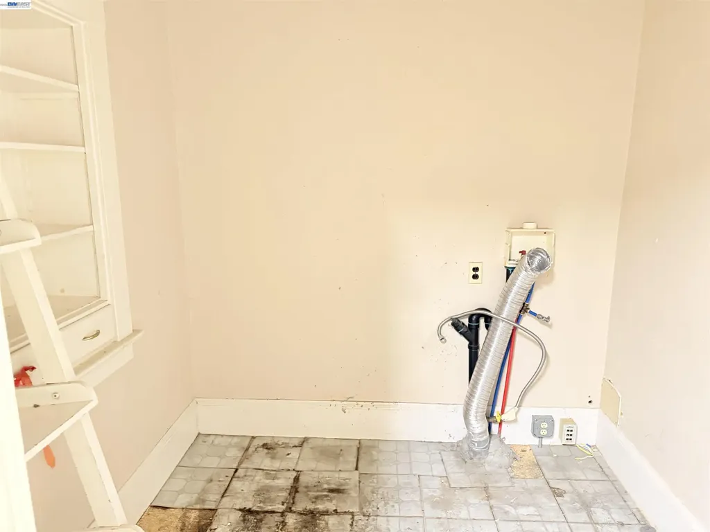 379 Bancroft Avenue San Leandro CA 94577