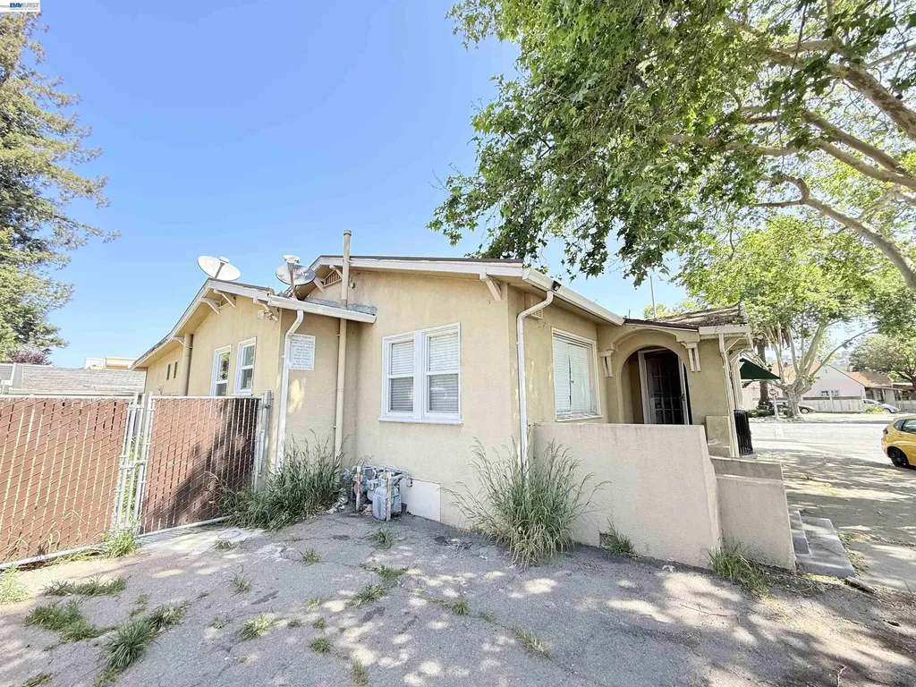 379 Bancroft Avenue San Leandro CA 94577
