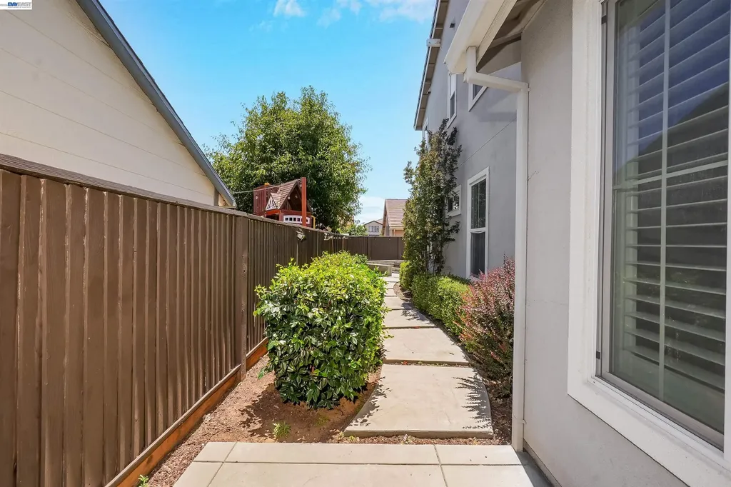 321 Myrtle Lane Oakley CA 94561