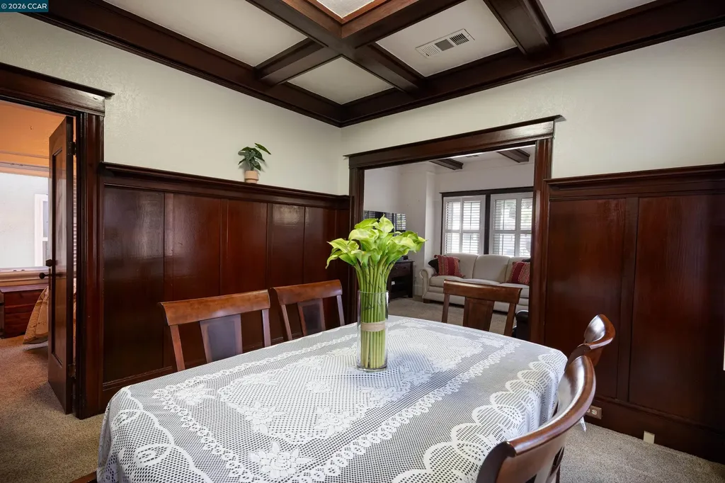 3735 Nevil Street Oakland CA 94601