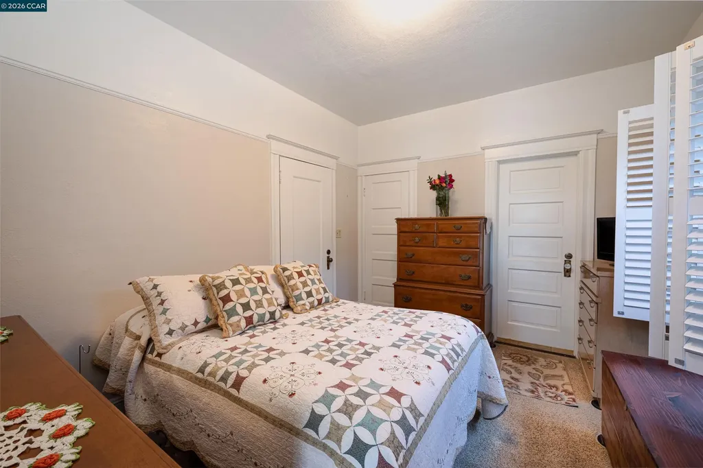 3735 Nevil Street Oakland CA 94601